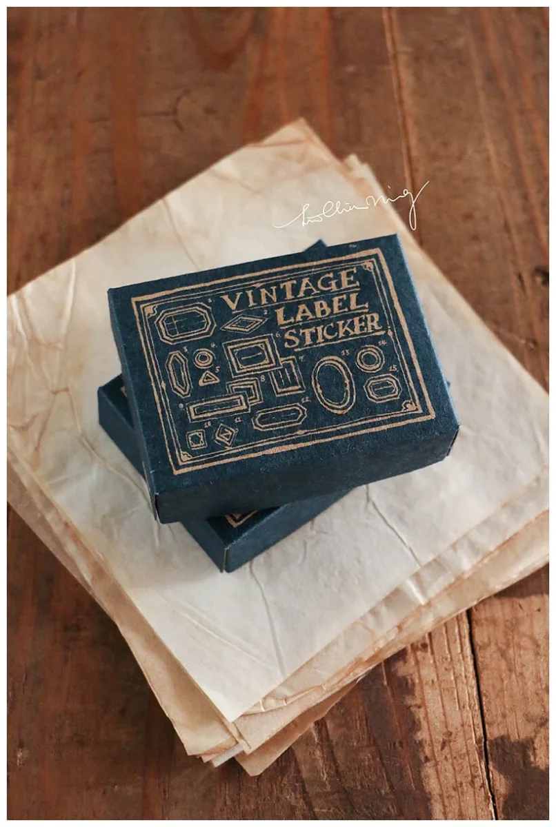 Vintage Label Stickers Box - Organisation de la maison roulettes avec des solutions de rangement