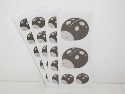 Stickers coccinelle -Taupe – Lot de 30 - ​Boulangerie-Pâtisserie | Pain au Levain & Viennoiseries​ - Boulangerie pâtisserie