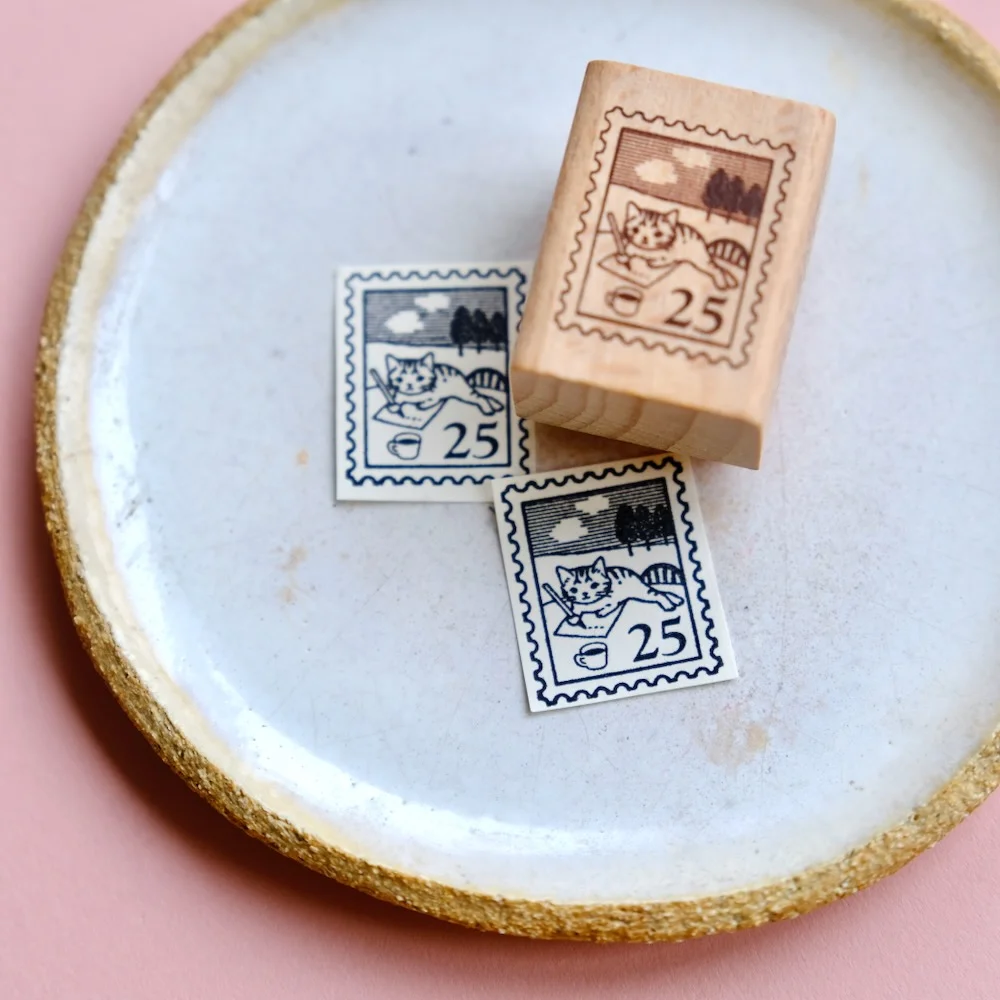 Tampon Japonais Stamp Cat - Organisation de la maison avec des solutions de rangement 6 ouvrages japonais qui vont vous faire apprécier le rangement