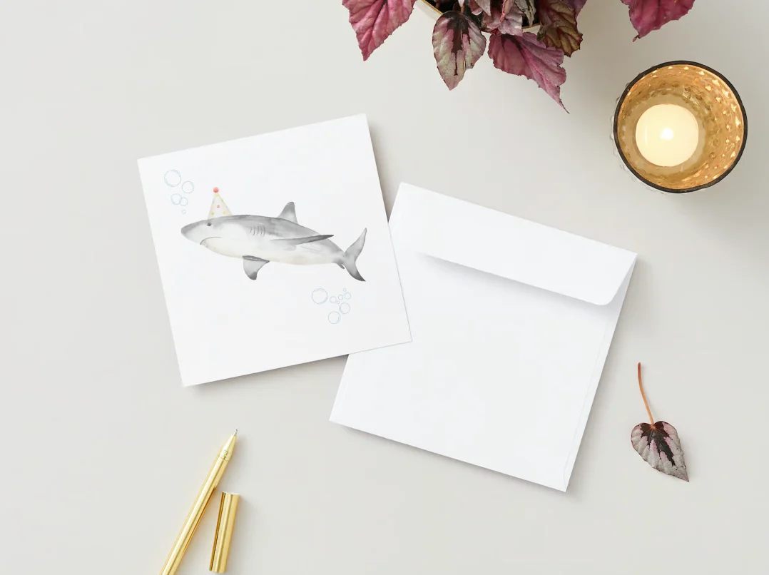 Carte de souhaits - Requin - Veille sur toi - Boutique Maman & Bébé – Produits Essentiels au Quotidien - {'count': 1, 'name': 'message'}