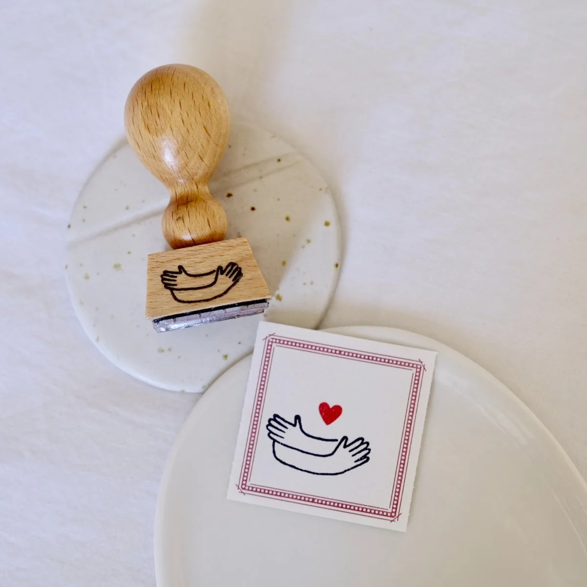Tampon Hug & Love - Organisation de la maison avec des solutions de rangement - {'count': 7, 'name': 'idées'}