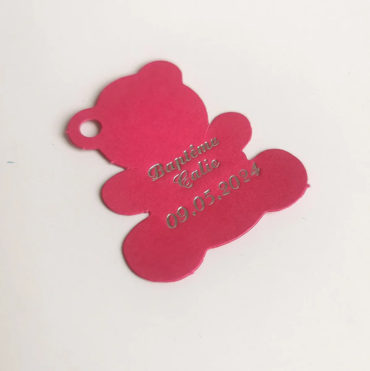Etiquette dragées – Ourson Fuchsia – Personalisée - ​Boulangerie-Pâtisserie | Pain au Levain & Viennoiseries​ - {'count': 1, 'name': 'transparente'}
