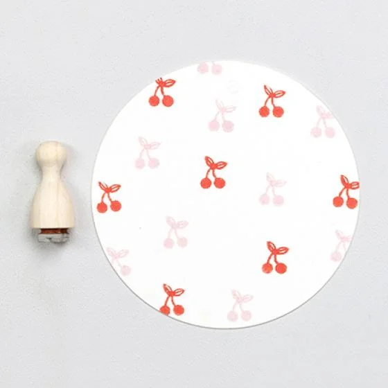 Tampon Mini Cherry - Organisation de la maison avec des solutions de rangement Entretien : Besoin d'une astuce rangement pour garder votre maison ordonnée  ? En voici 10 !